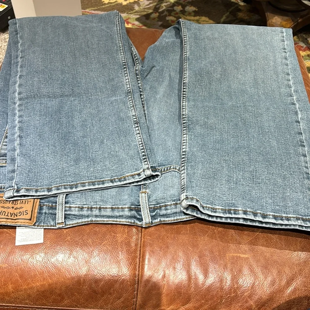 Levi Strauss Signature Gold Mens Jeans 42 x 32 Relaxed Fit - Picture 7 of 7